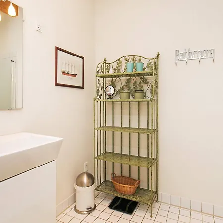 6 Person On A In 別荘