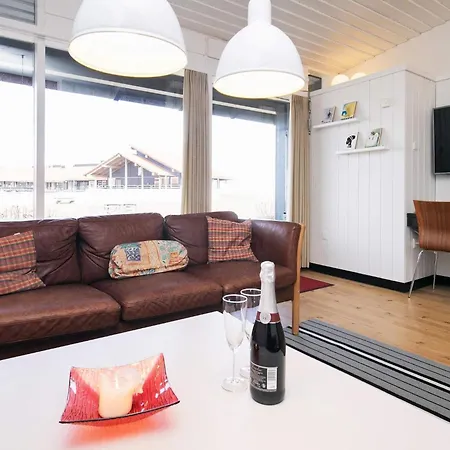 別荘 6 Person On A In Sæby